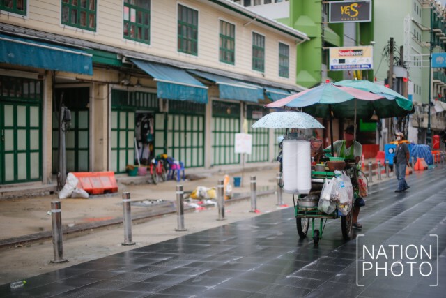 โควิดทำพิษสงกรานต์ งดจัดงาน เจอฝนถล่มแทน