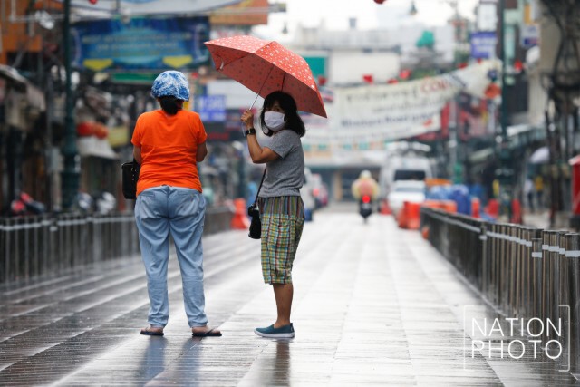 โควิดทำพิษสงกรานต์ งดจัดงาน เจอฝนถล่มแทน
