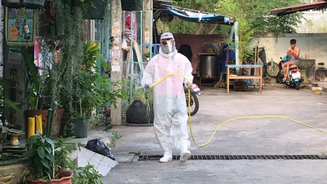สธ. เผย อสม. เคาะประตูบ้าน ป้องกันโควิด-19 แล้ว กว่า 11,800,000 หลังคาเรือน
