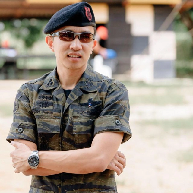 เปิดประวัติ "ผู้กองเบนซ์" อดีต ตชด.แดนใต้ ก่อนเกิดกระแสบนทวิตเตอร์