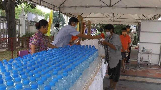 "วัดท่าซุง" ตั้งโรงทาน ตามพระดำริ "พระสังฆราชฯ"