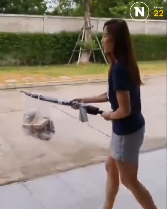 ชมคลิป "ซาร่า-หน่อง-กัปตันกิ๊ฟ" ส่งเสบียงกันในภาวะโควิด19