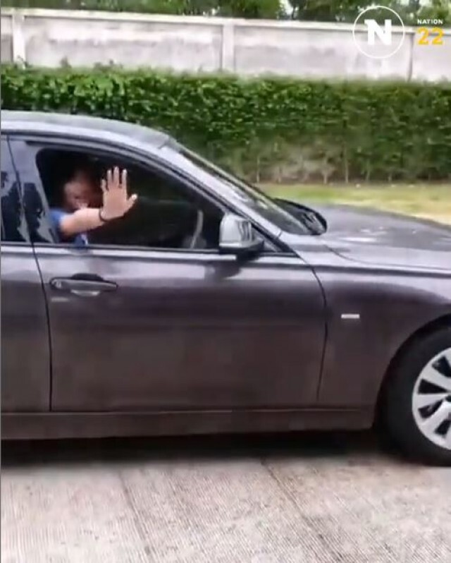 ชมคลิป "ซาร่า-หน่อง-กัปตันกิ๊ฟ" ส่งเสบียงกันในภาวะโควิด19