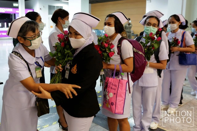 ศึกนี้เราต้องชนะ! หาดใหญ่ ส่ง "นักรบชุดขาว" กว่า 50 ชีวิต เสริมทัพสู้ "โควิด-19" ที่ภูเก็ต