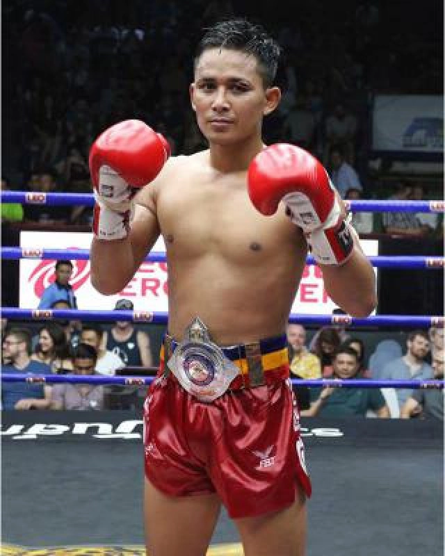 "ต่วนเป๋(เกียรติคมสิงห์) ส.สมหมาย" ผันตัวมาเลี้ยงไก่ชน