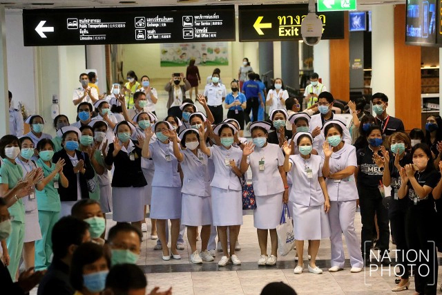 ศึกนี้เราต้องชนะ! หาดใหญ่ ส่ง "นักรบชุดขาว" กว่า 50 ชีวิต เสริมทัพสู้ "โควิด-19" ที่ภูเก็ต