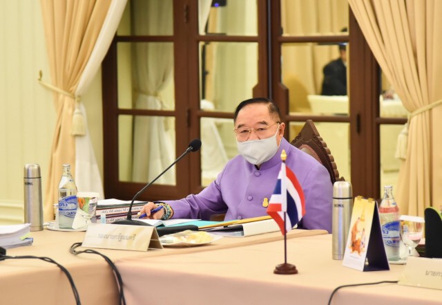 "ประวิตร" วอนทุกภาคส่วน ใช้ "น้ำ" อย่างประหยัด