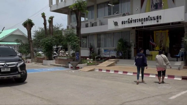 เร่งล่า สาวใหญ่ถ่ายคลิปสุนัขออรัลเซ็กส์ให้ตัวเอง ลงเฟชบุ๊ก