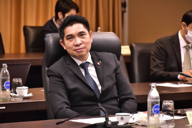"สมศักดิ์" กำชับ ดีเอสไอ - ปปส. ช่วยงานศูนย์โควิด-19