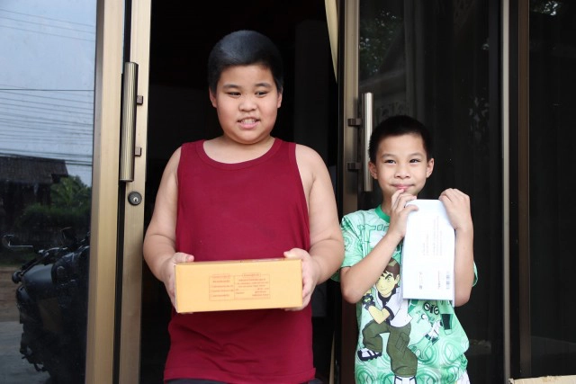 ไปรษณีย์พะเยา อาสารับพัสดุถึงบ้าน ป้องกันโควิด-19