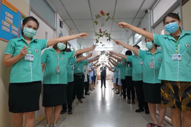 ทีมแพทย์สุดยินดี! หนูน้อยติดโควิดรายสุดท้าย รพ.ของคนอุบล หายแล้ว