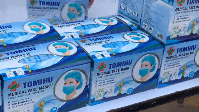 จับคนขายหน้ากากอนามัยลักลอบนำเข้า 15,800 ชิ้น