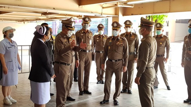 "บิ๊กแป๊ะ" ตรวจความพร้อมโรงแรมกักตัวคนไทย กลับจากประเทศกลุ่มเสี่ยง