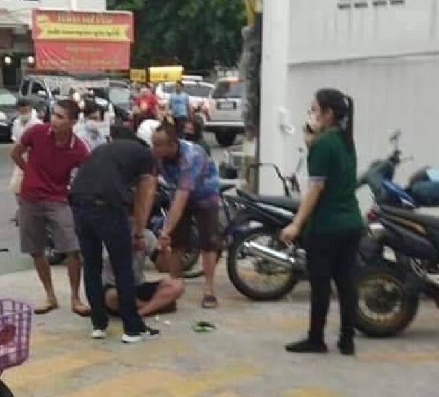รวบ!หนุ่มตกงาน หมดหนทาง บุกเซเว่นขโมยโจ๊กปะทังชีวิต