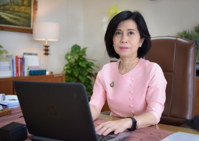 พาณิชย์ลุยจับโก่งราคาหน้ากากอนามัย-แอลกอฮอล์ต่อเนื่อง