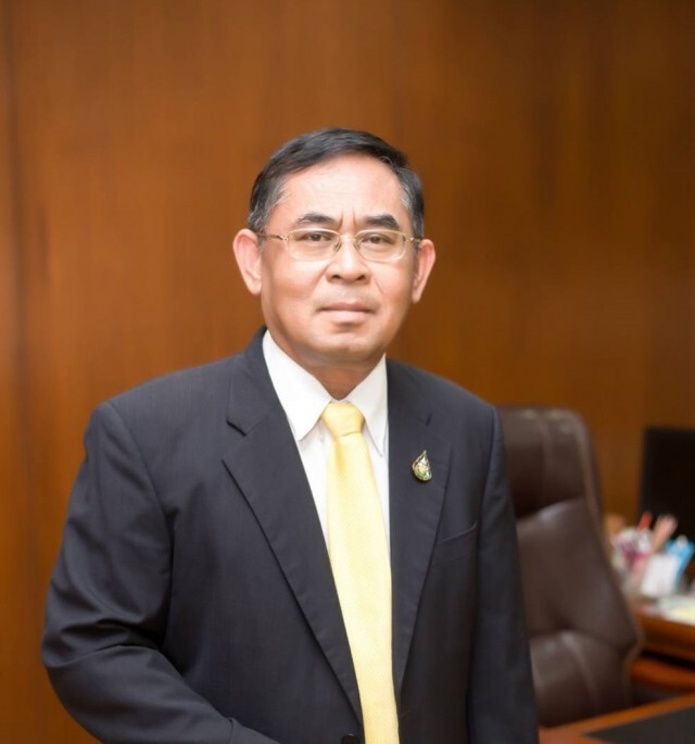 ลูกจ้างชลบุรีเฮ! ประกันสังคมจ่ายกรณีว่างงาน