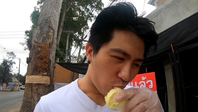 ฉ่ำ! กว่าทุเรียนก็กล้ามคนขาย!