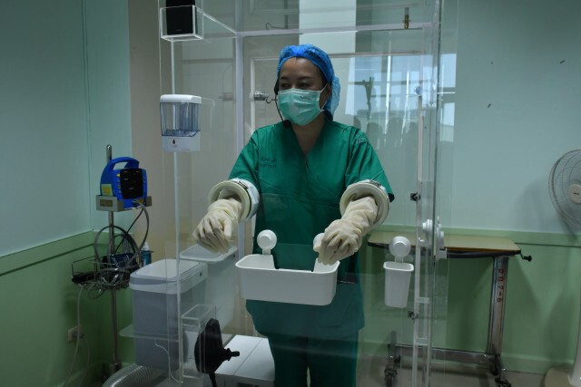 โรงพยาบาลตำรวจ รับมอบรถกองหนุนต้านภัยโควิด19