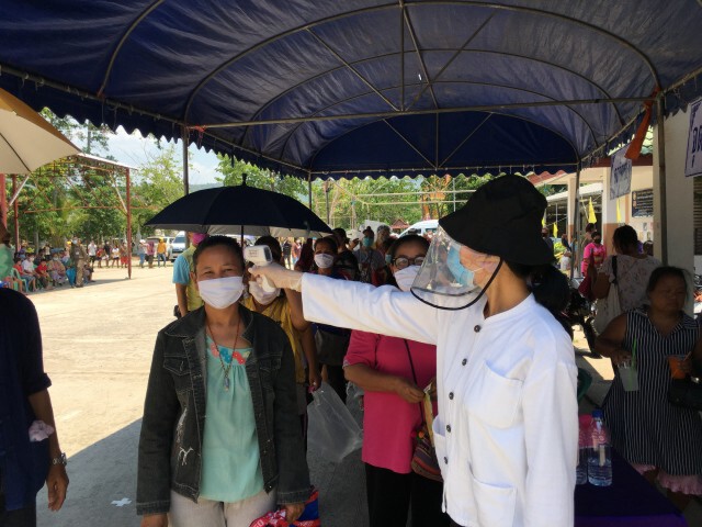 บุญรักษา เทวดาคุ้มครอง มอบสิ่งของให้ผู้ได้รับผลกระทบโควิด-19
