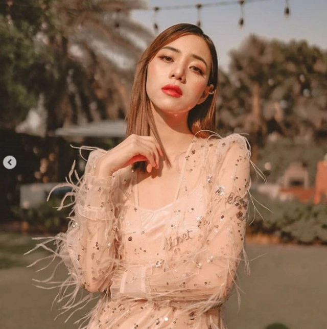 นิวเคลียร์ VS ไอด้า "คุณแม่สายตื้ด" สวยเป๊ะกินกันไม่ลง