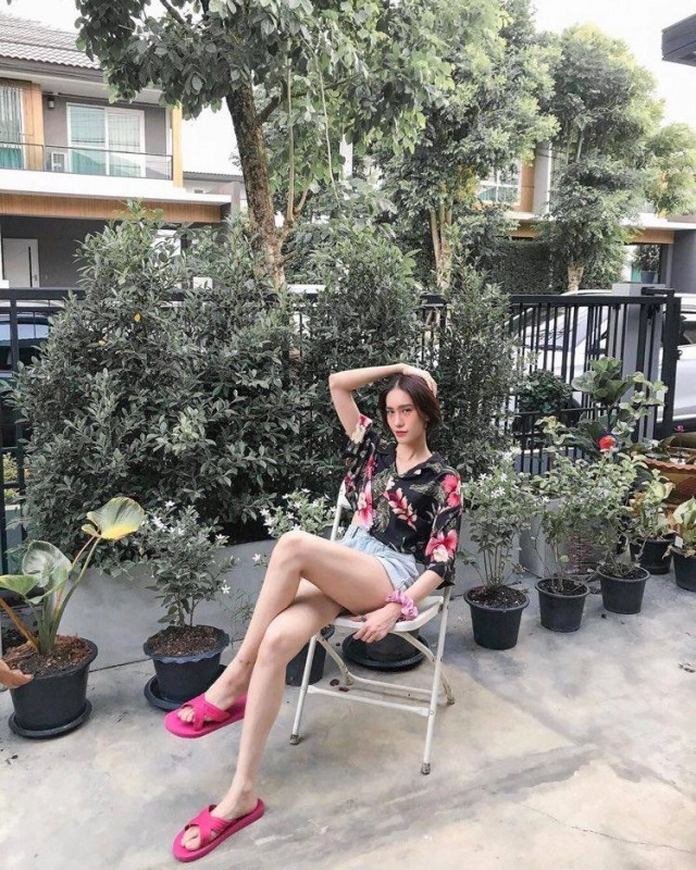 นิวเคลียร์ VS ไอด้า "คุณแม่สายตื้ด" สวยเป๊ะกินกันไม่ลง