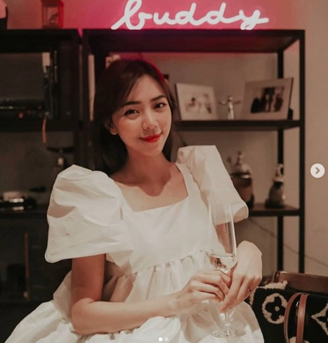 นิวเคลียร์ VS ไอด้า "คุณแม่สายตื้ด" สวยเป๊ะกินกันไม่ลง