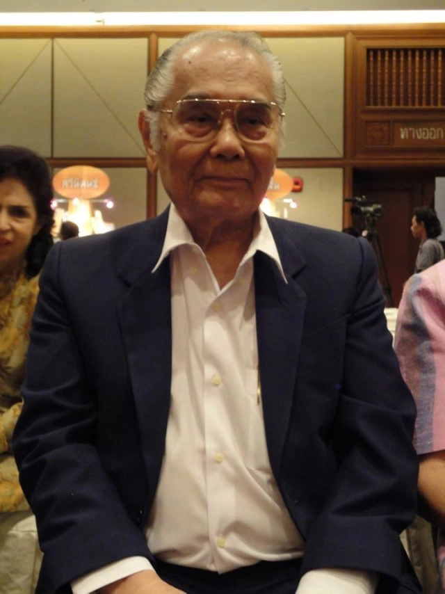 "ทมยันตี-ชมัยภร" ไว้อาลัย "พนมเทียน" ปิดตำนานนักเขียน 3 อี๊ด!