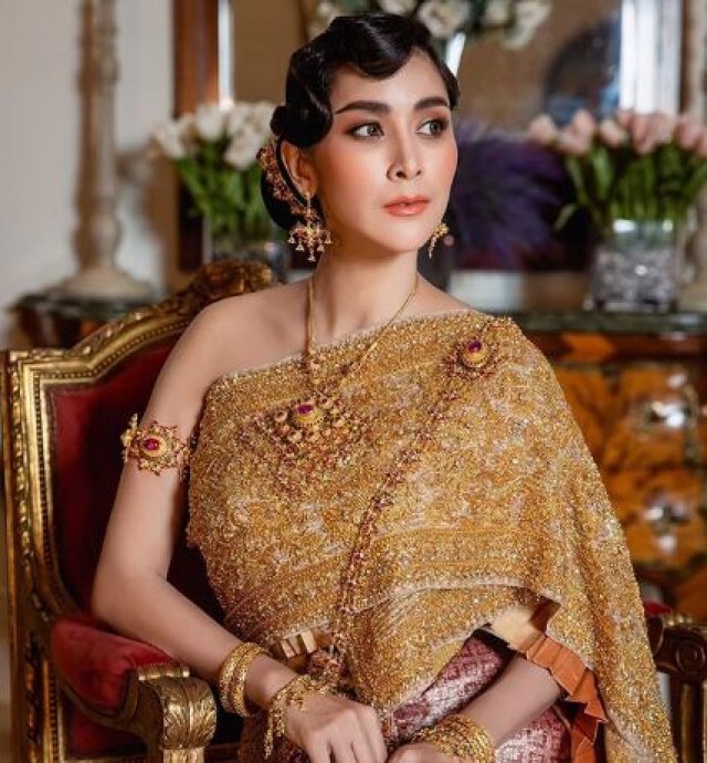 หวิดดราม่า! หลัง "ใหม่ สุคนธวา" ประกาศจ่ายค่าคลอดให้สาวท้อง