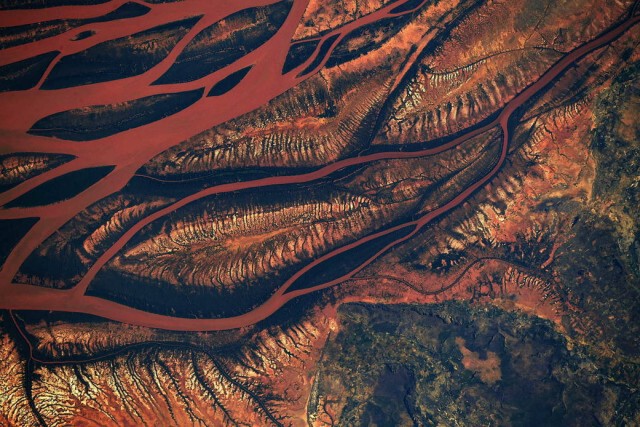 NASA เผยภาพความสวยงามของโลกจากอวกาศ เนื่องในวัน "Earth Day"