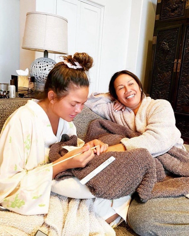 "วิไลลักษณ์ ทีเก้น" คุณแม่คนไทย ขึ้นแท่น"คนสวยของโลก 2020"