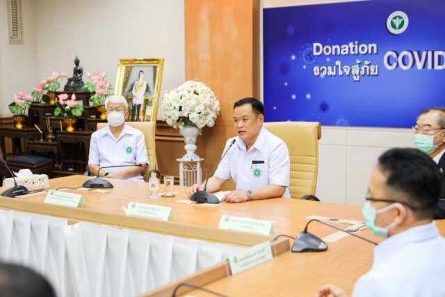 ‘เอส แอนด์ พี’ ร่วมใจ สู้ภัยโควิด-19 มอบคุกกี้ให้ สธ.