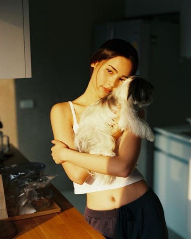 How to "อยู่บ้านอย่างไรให้ได้รูป" แบบ "ญาญ่า"
