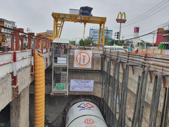 รฟม. เดินเครื่องเจาะอุโมงค์รถไฟฟ้าใต้ดินสายสีส้ม เร่งเปิดปี 67