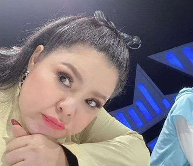 "ฮาย อาภาพร"โพสต์หนักใจ "เอาไม่ออก ? "