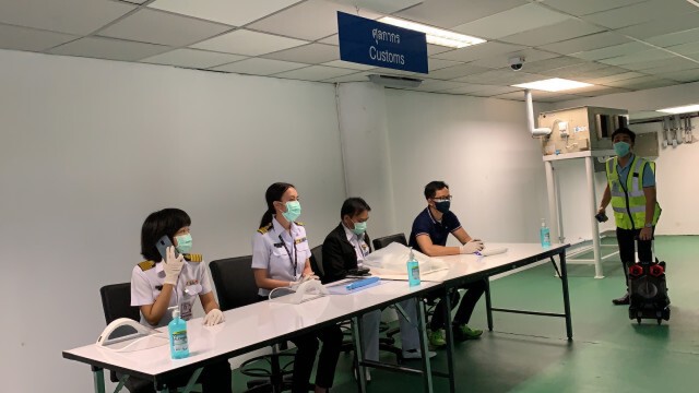 เทวัญ ตรวจสนามบินดอนเมือง รอรับคณะสงฆ์กลับจากอินเดีย