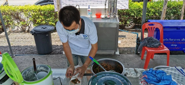 "สมุทรปราการ  เอฟซี" ...ปันน้ำใจ  ฝ่าวิกฤติ"โควิด -19"