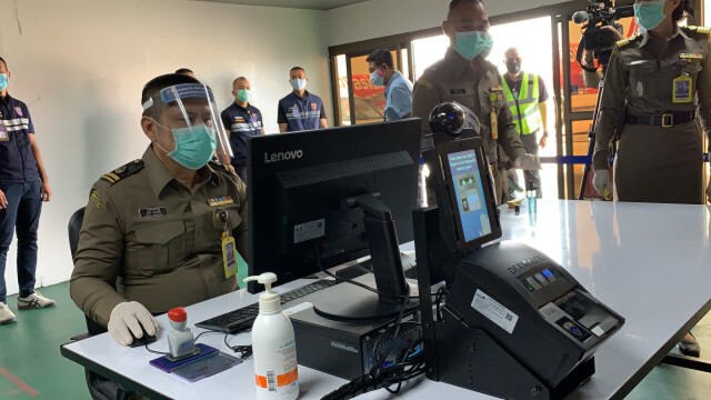 เทวัญ ตรวจสนามบินดอนเมือง รอรับคณะสงฆ์กลับจากอินเดีย