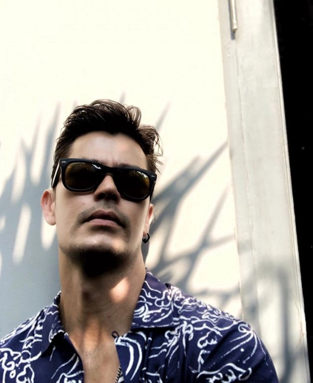 ใจสั่น!!! "อ้น สราวุธ" อวดกล้ามปู โคฟเวอร์เสียงสาวเจ้ย