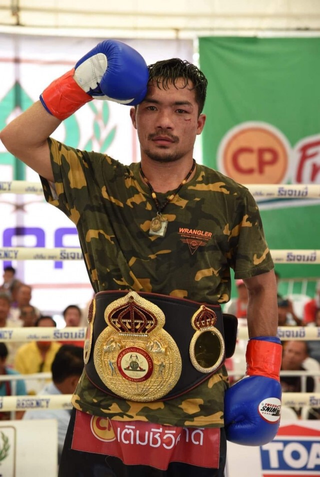 "น็อค​เอ้าท์" แชมปโลก WBA พร้อมฝึกพลทหารใหม่