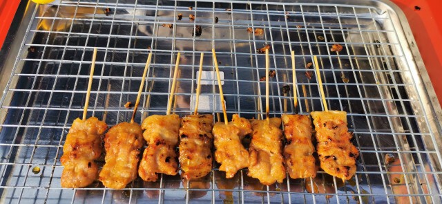 หมูปิ้ง..."เมืองกรุง เอฟซี" ลมหายใจเพื่อฟุตบอล