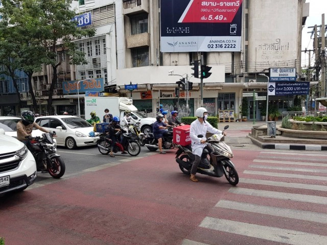 หมอสิวเดลิเวอรี่​ส่งตรงถึงบ้าน