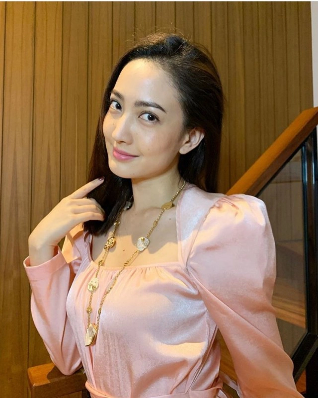 "แต้ว ณฐพร" รับเลิก "ต้น อาชว์" สุดทางรัก14ปี