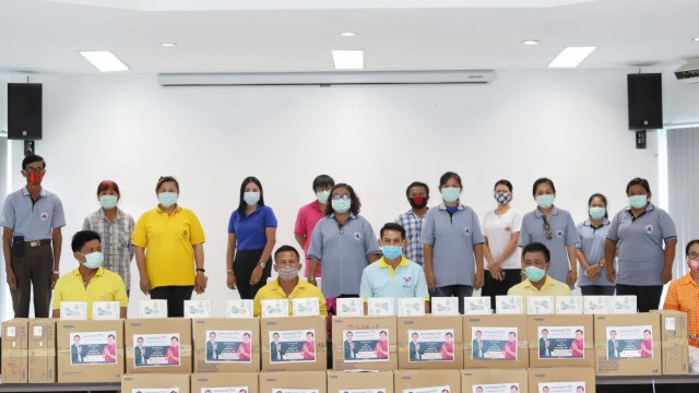 นำผัดไทยและหอยทอด แจกผู้ป่วยติดเตียง - ผลกระทบโควิด-19