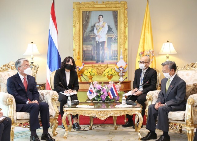 ทูตเกาหลี เยี่ยมคารวะประธานรัฐสภา แนะนำตัวโอกาสเข้ารับตำแหน่งใหม่