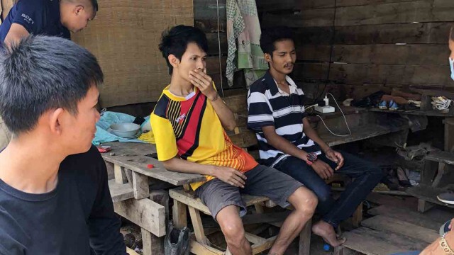 ตำรวจลุยแล้ว!! จับแก๊งค้ายาเสพติดอรัญประเทศ 5 ราย