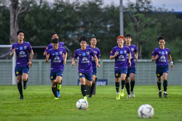 "นิชิโนะ" เตรียมเรียกแข้ง "ช้างศึก" กลับเข้าแคมป์เดือน ส.ค.