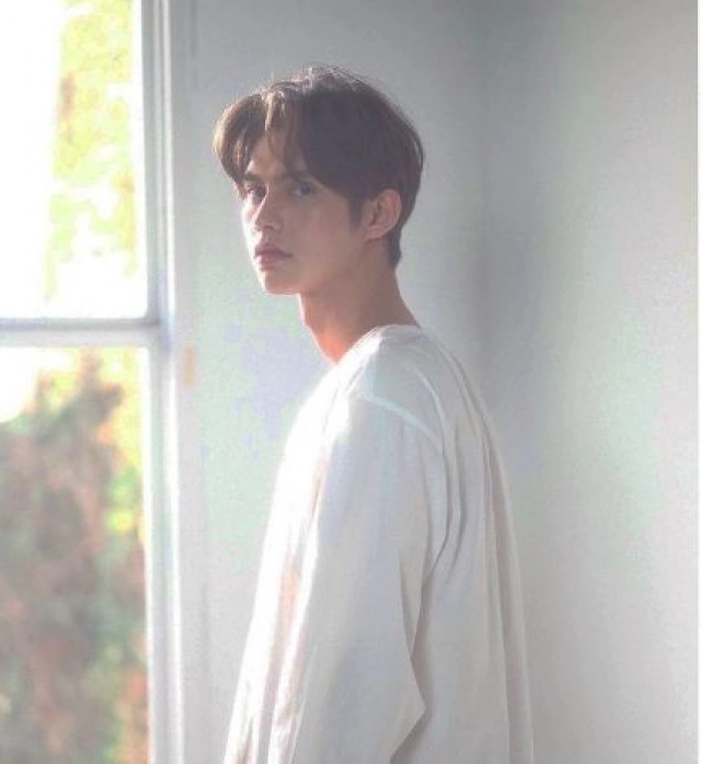 "ไบร์ท วชิรวิชญ์" เลิกแฟน!? หรือข่าวลือเป็นจริง