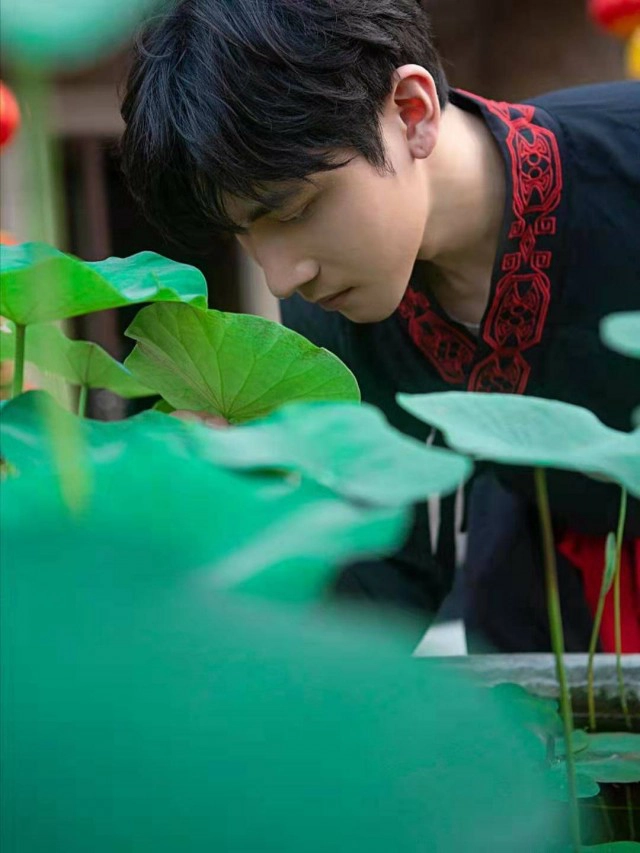 แฟนคลับเฮ! "สมิธ ภาสวิชญ์" ฝ่าด่าน "ไอดอลจีน" ติด 1 ใน 4 พันคน!!