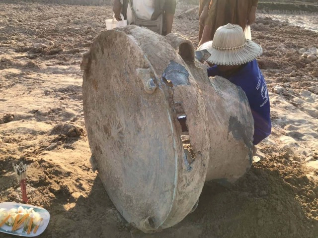 ขุดพบกลองมโหระทึกโบราณล้ำค่า อายุ 2,000 ปี