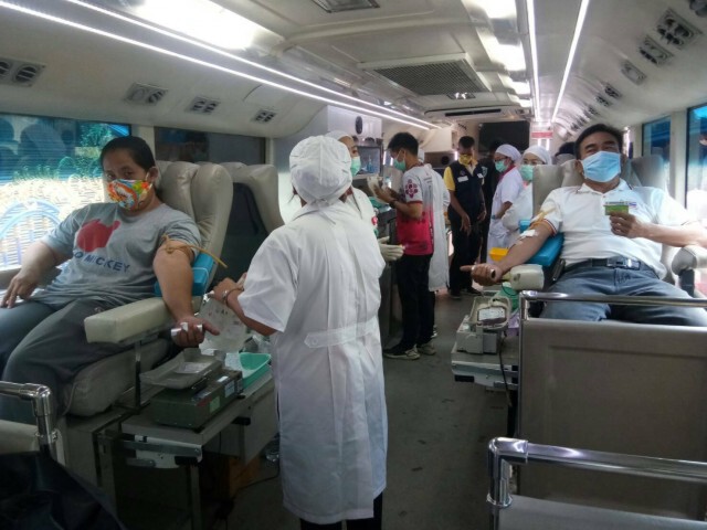 ชาวบางระจันร่วมบริจาคโลหิตช่วยผู้ป่วย ผ่านสภากาชาดไทย